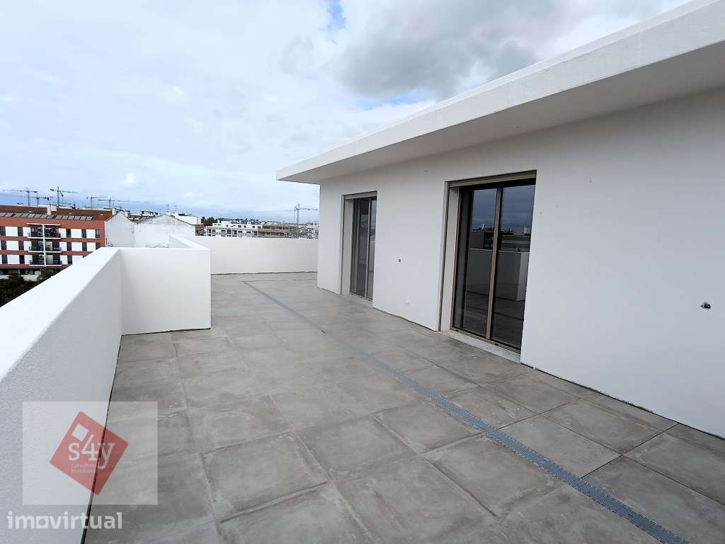 Dúplex com Terraço e Box - Novo - Montijo! - Grande imagem: 3/27