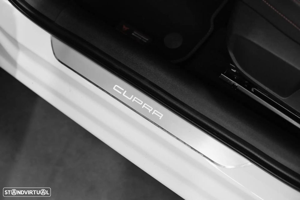 Cupra Leon ST 1.4 e-Hybrid VZ DSG - 31
