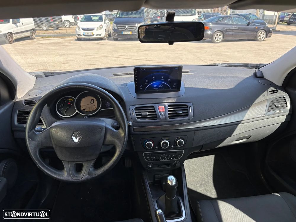 Renault Mégane 1.5 dCi Confort - 10