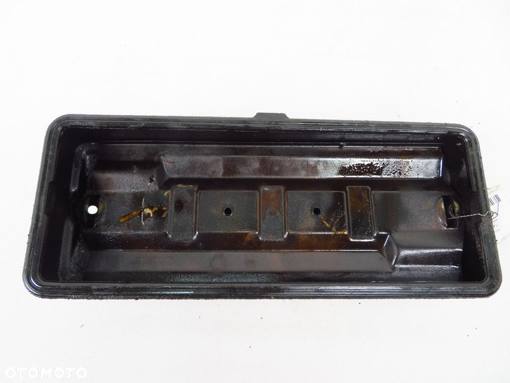 POKRYWA ZAWORÓW CITROEN SAXO 1.1 - 2