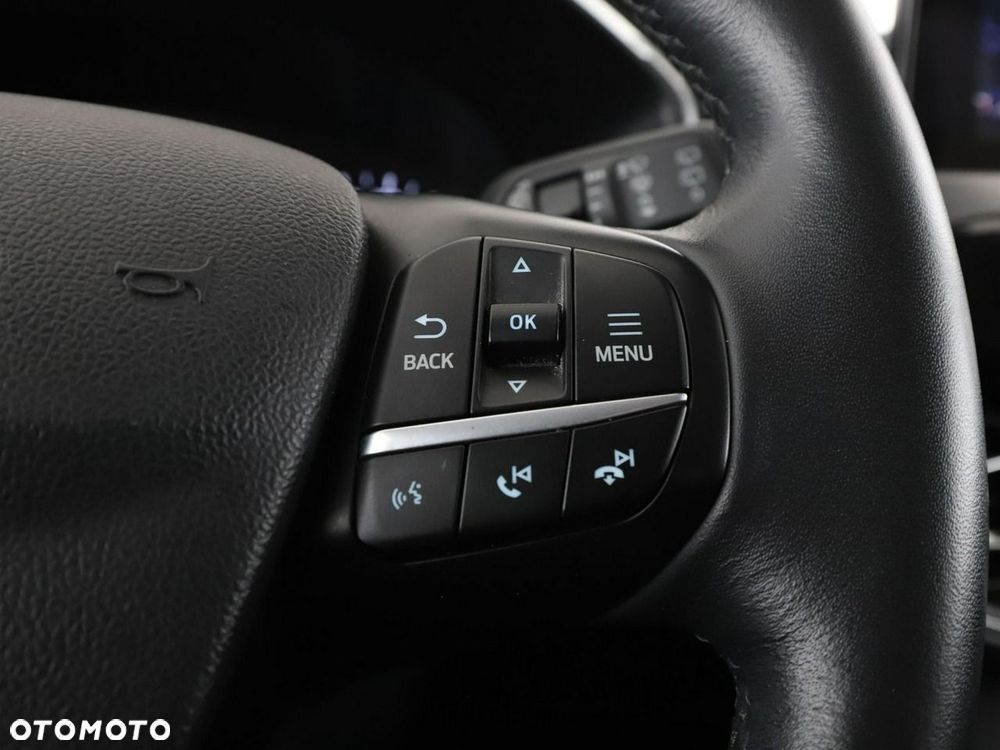 Ford Kuga 2.0 TDCi 2x4 Titanium - 32