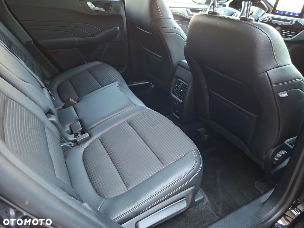 Ford Kuga 2.5 FHEV FWD Titanium X - 36