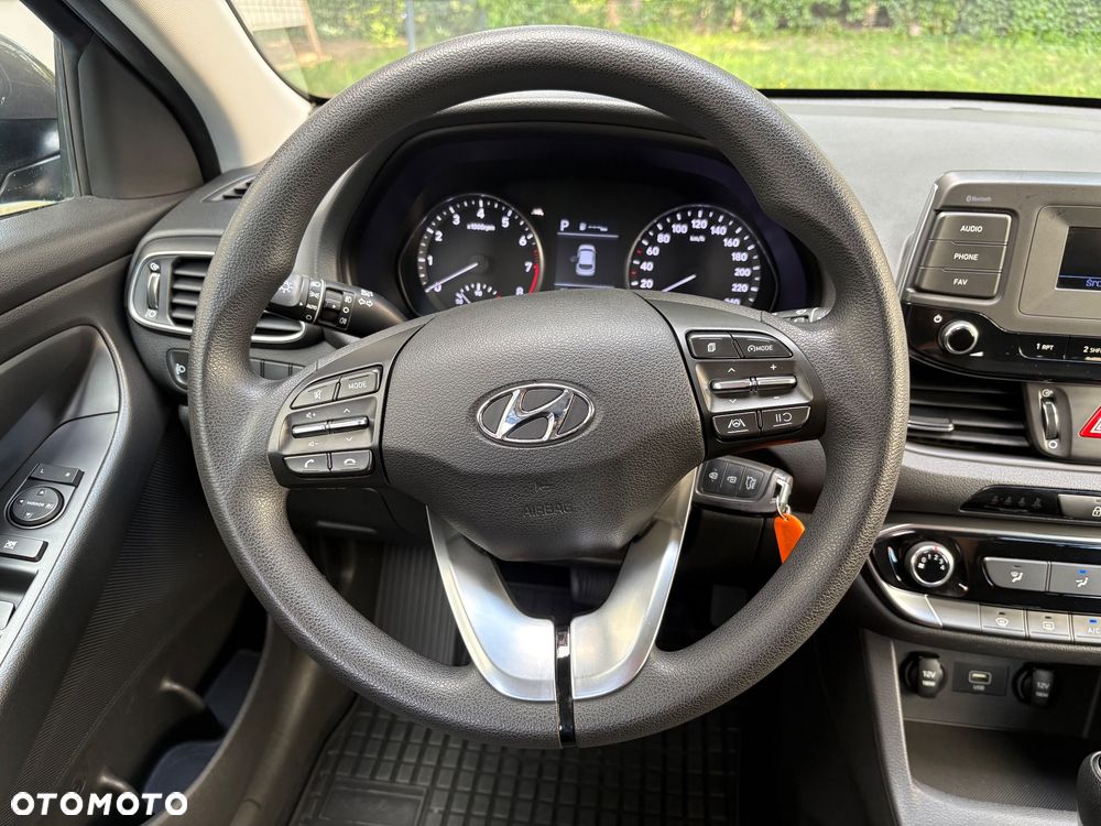 Hyundai i30 1.0 T-GDI Classic + DCT - 14
