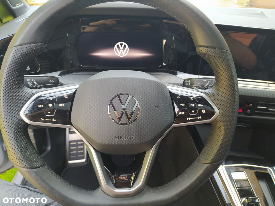 Volkswagen Golf - 16
