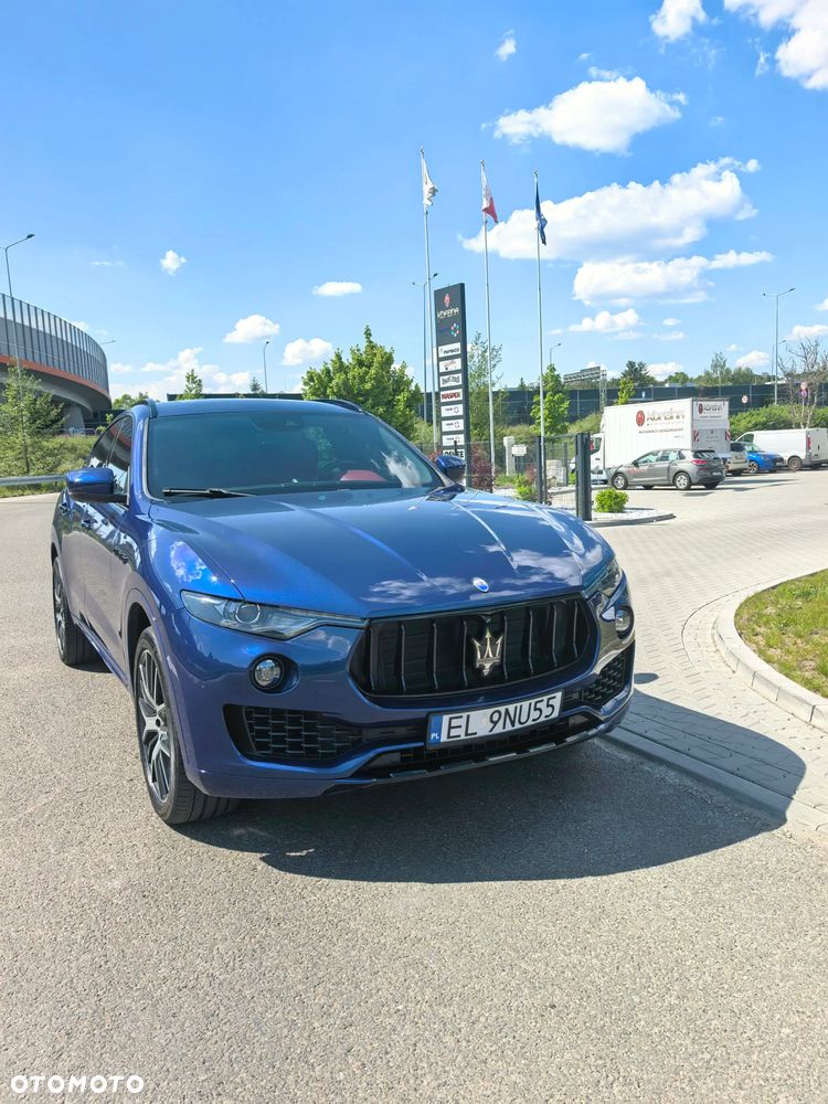 Maserati Levante S Q4 - 11