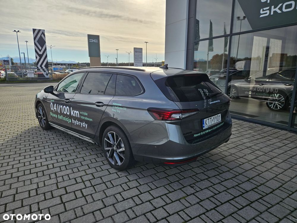 Skoda Superb 1.5 TSI Plug-in Hybrid Sportline DSG - 5