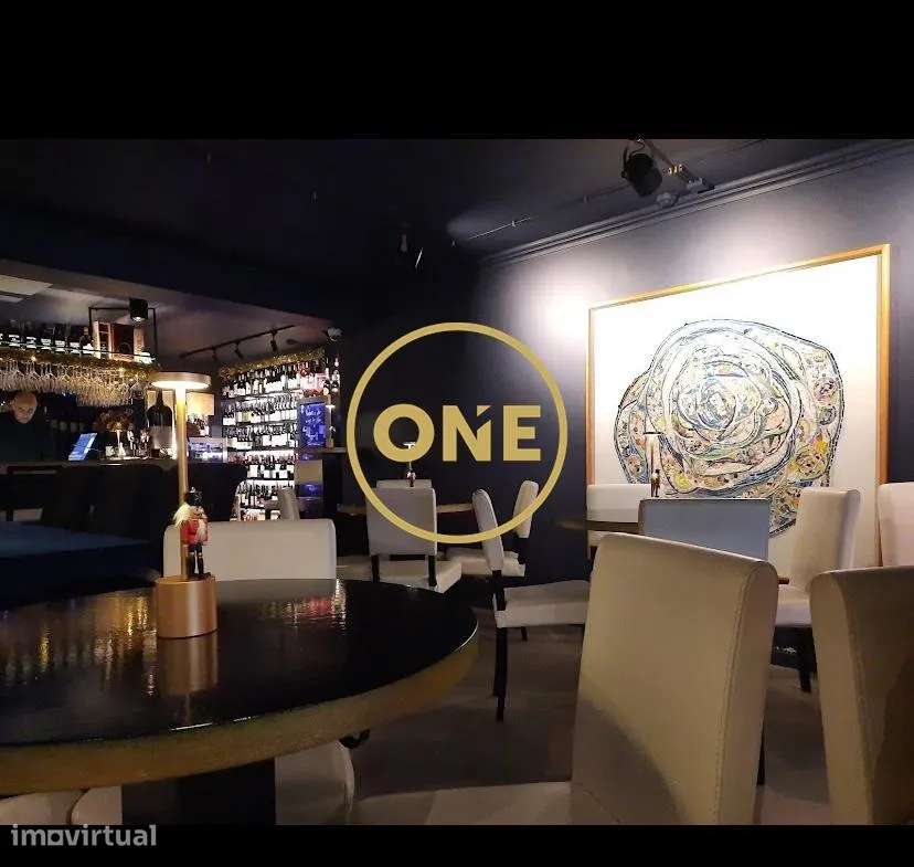 Oportunidade de Trespasse – Bar no Centro de Ponta Delgada. - Grande imagem: 2/3