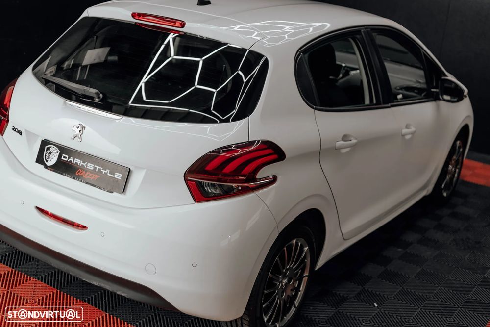 Peugeot 208 1.6 BlueHDi Style - 5