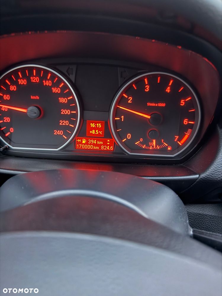 BMW Seria 1 116i - 11