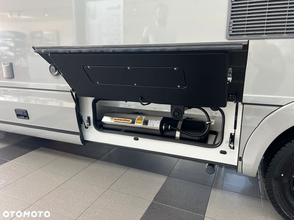 Niesmann-Bischoff Arto 78 - 11