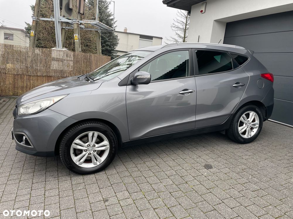 Hyundai ix35 1.6 2WD Fifa World Cup Edition - 4