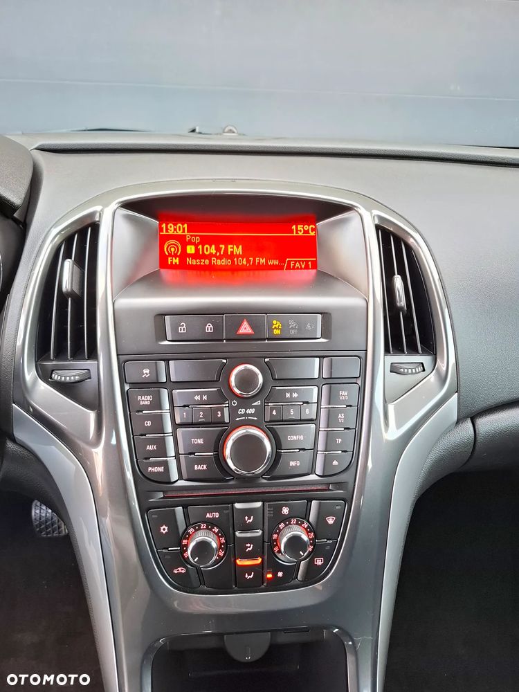 Opel Astra 1.4 T Cosmo - 18