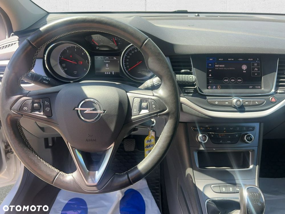 Opel Astra - 18