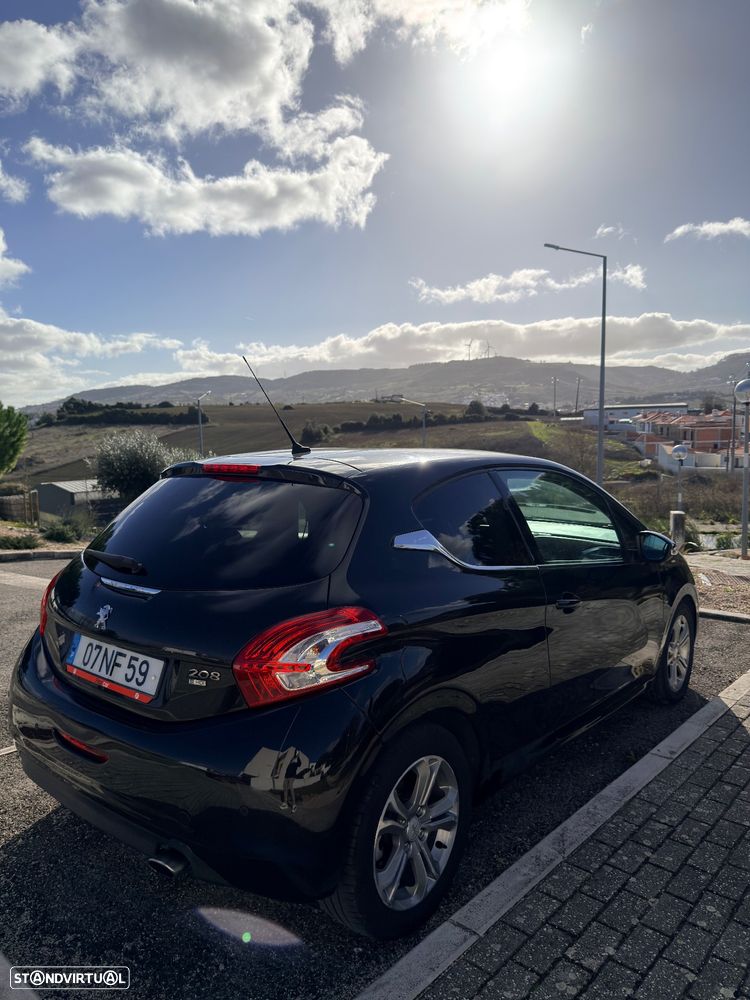 Peugeot 208 1.6 e-HDi Allure 95g - 5