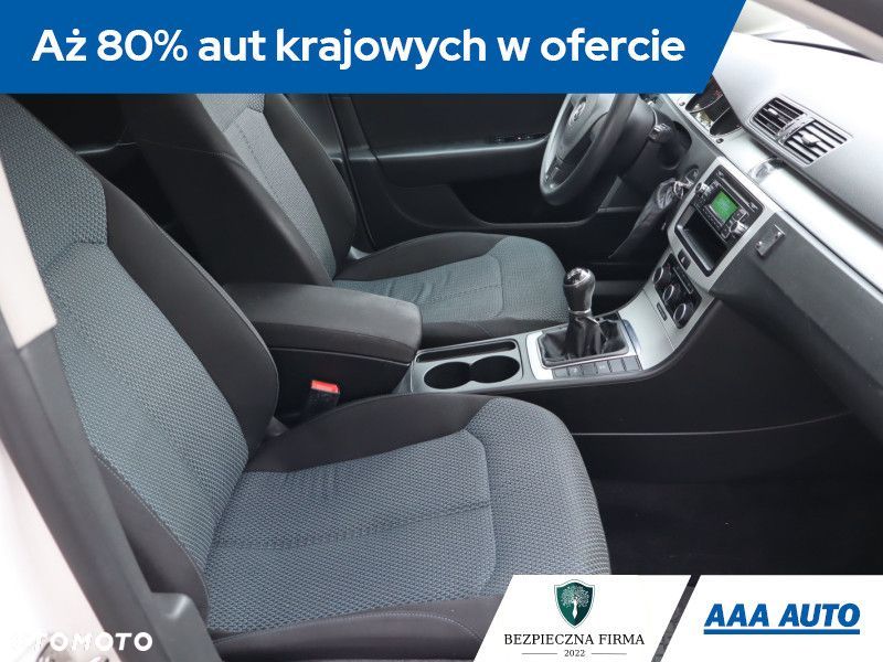 Volkswagen Passat Variant - 11