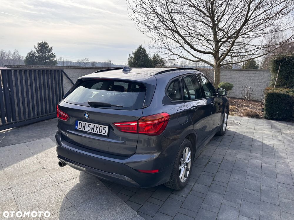 BMW X1 sDrive18i - 3