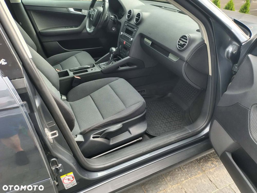 Audi A3 Sportback 2.0 TDI DSG Ambition - 19