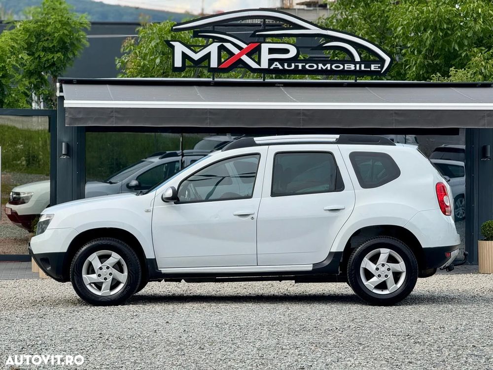 Dacia Duster 1.6 16V 105 4x4 Laureate - 11