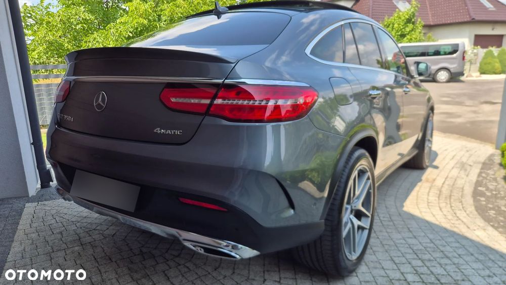 Mercedes-Benz GLE - 14