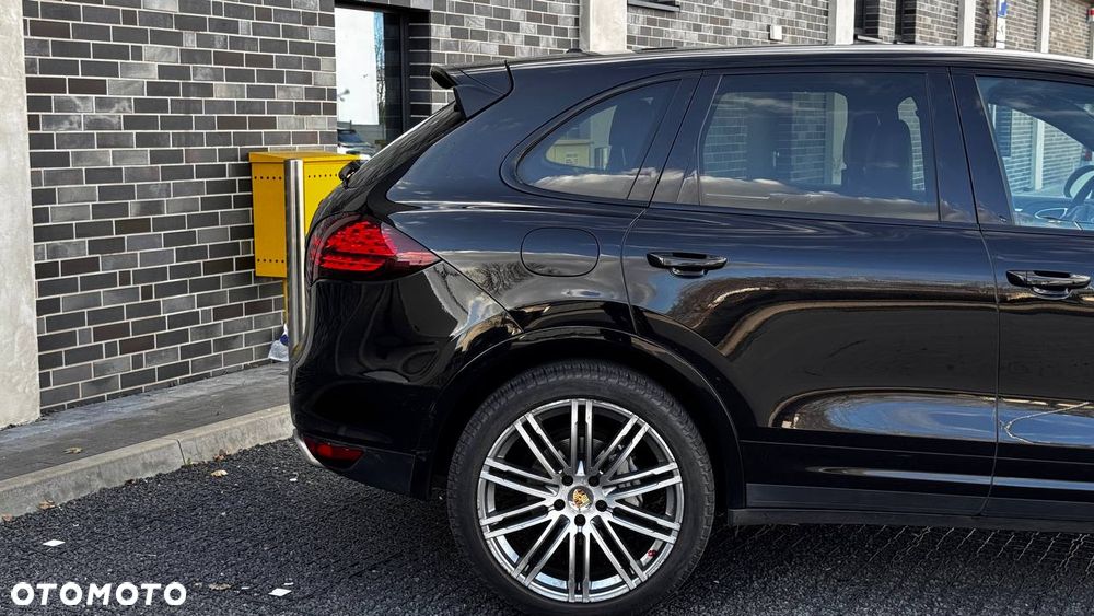 Porsche Cayenne - 13