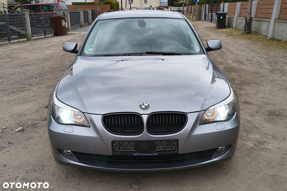 BMW Seria 5 523i Edition Exclusive - 6