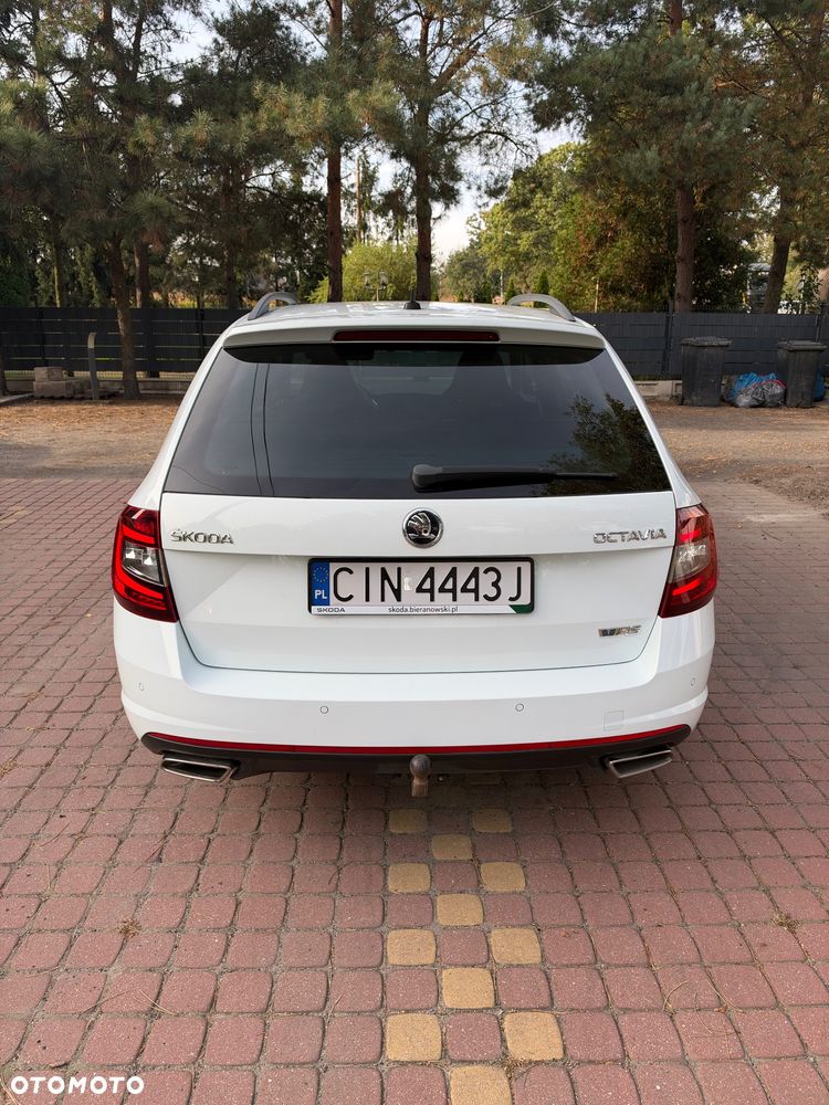 Skoda Octavia 2.0 TDI RS - 6
