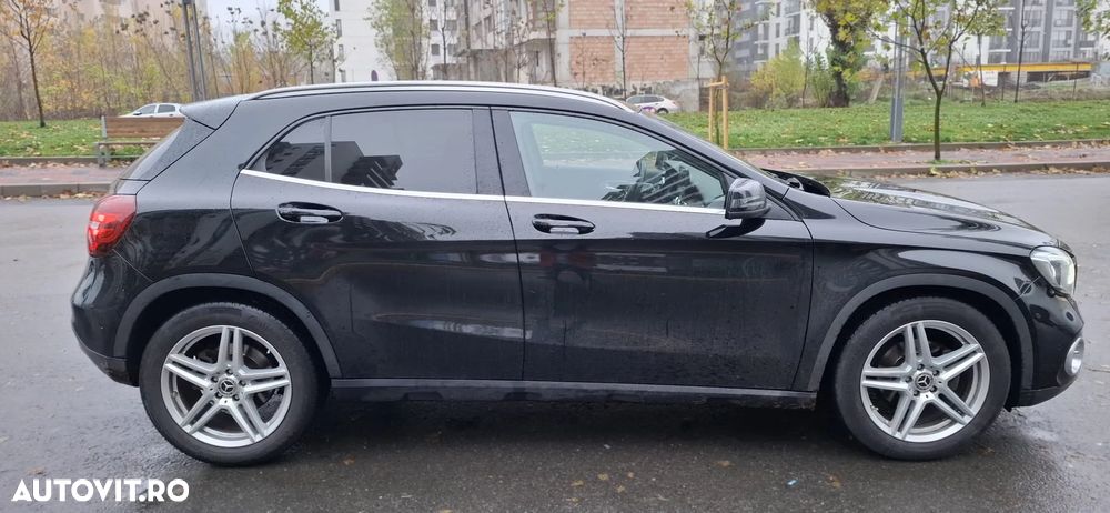 Mercedes-Benz GLA - 10