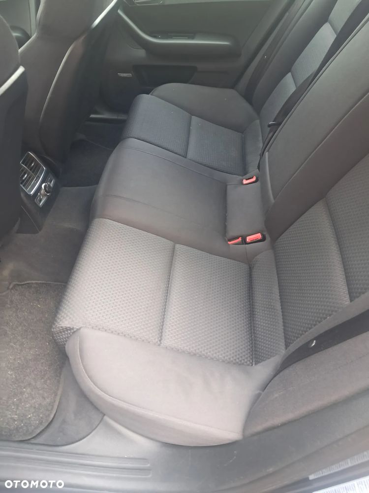 Audi A6 Avant 2.7 TDI - 11
