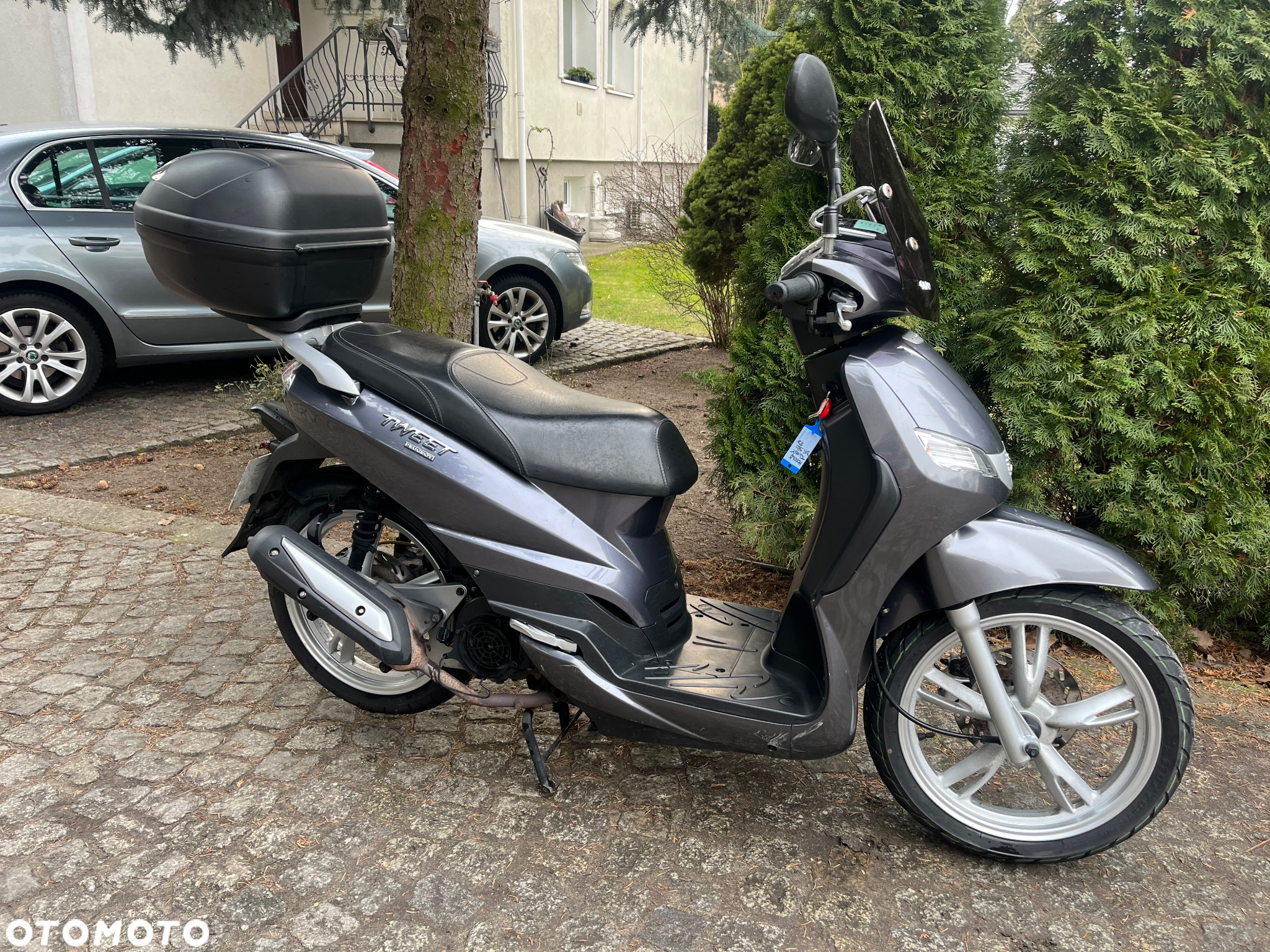 Peugeot Tweet - 2