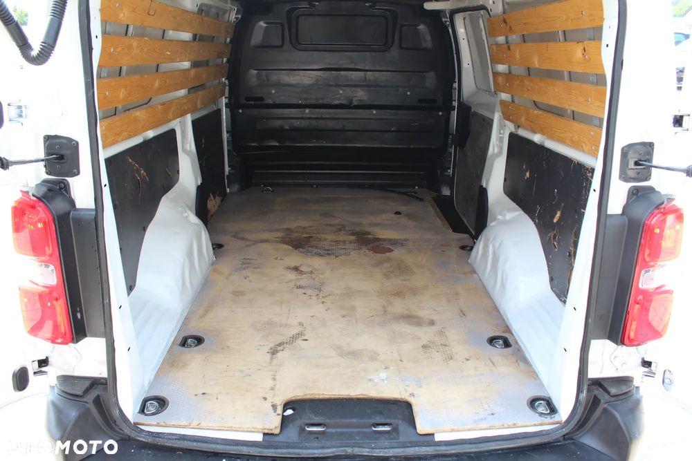 Opel Vivaro - 11