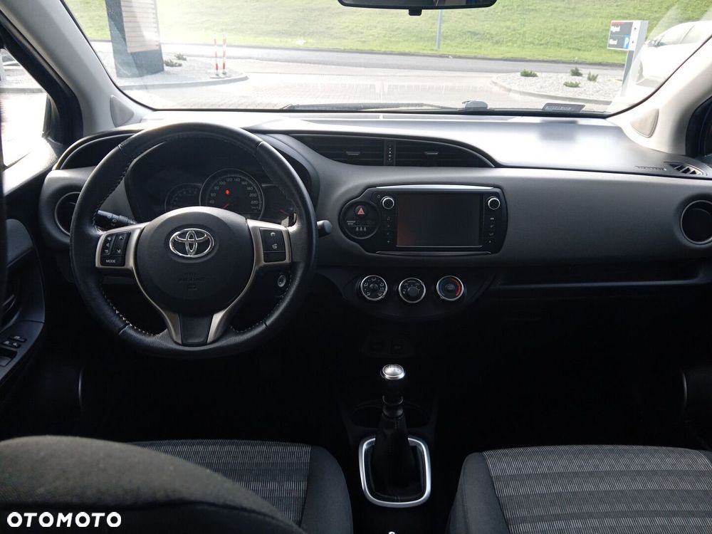 Toyota Yaris - 15