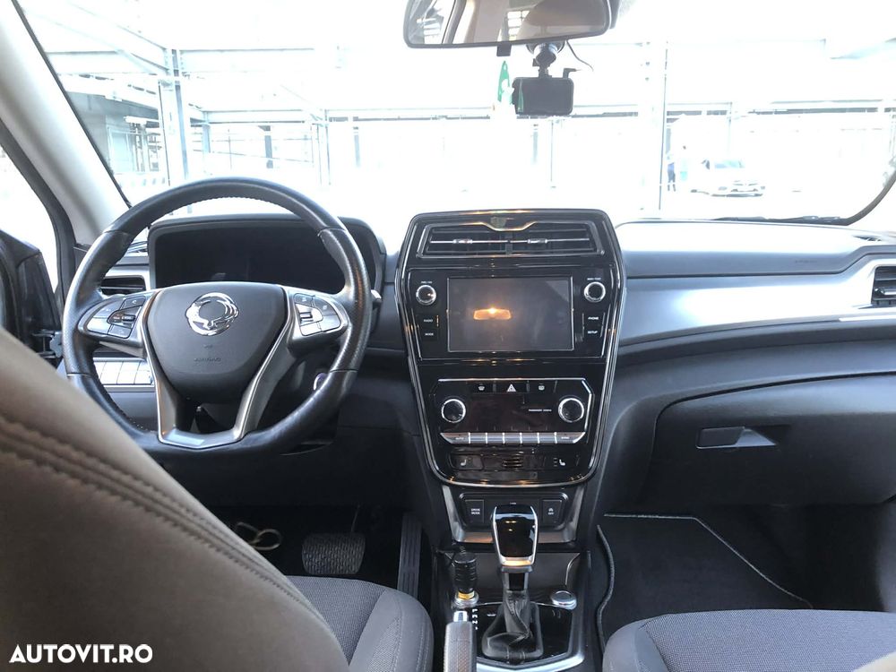 SsangYong Tivoli 1.5 T-GDi 2WD Automatik Amber - 12