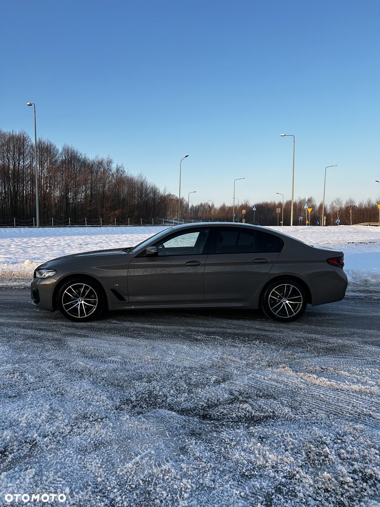 BMW Seria 5 520d xDrive M Sport sport - 4