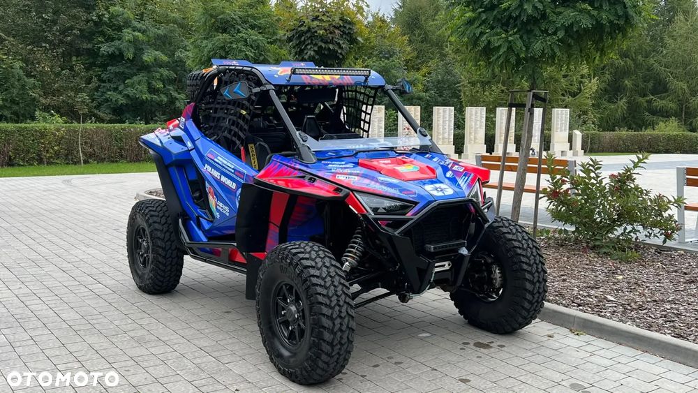 Polaris RZR - 18