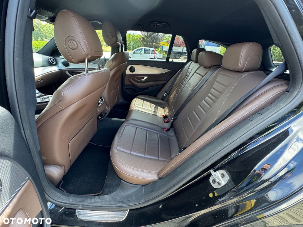 Mercedes-Benz Klasa E 220 d 4-Matic Avantgarde - 7