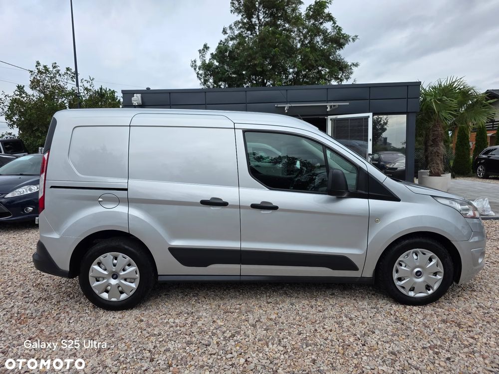 Ford Transit Connect - 16