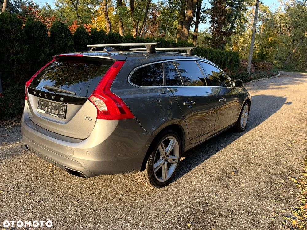 Volvo V60 - 4