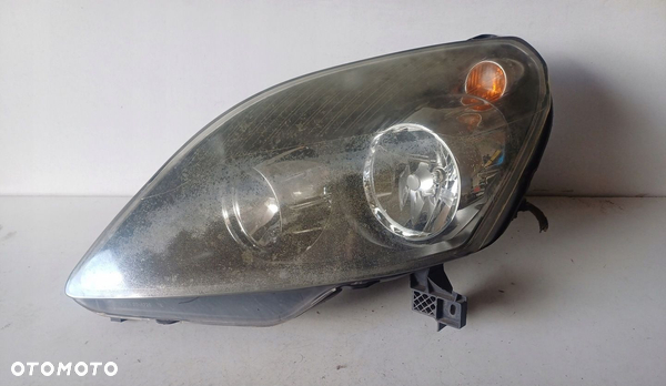 lampa lewy przod OPEL ZAFIRA B EUROPA