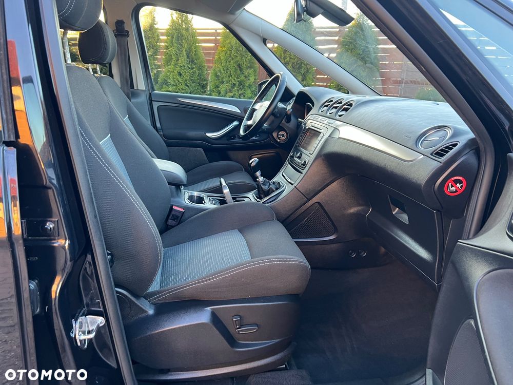 Ford S-Max 2.0 TDCi DPF Champions Edition - 10