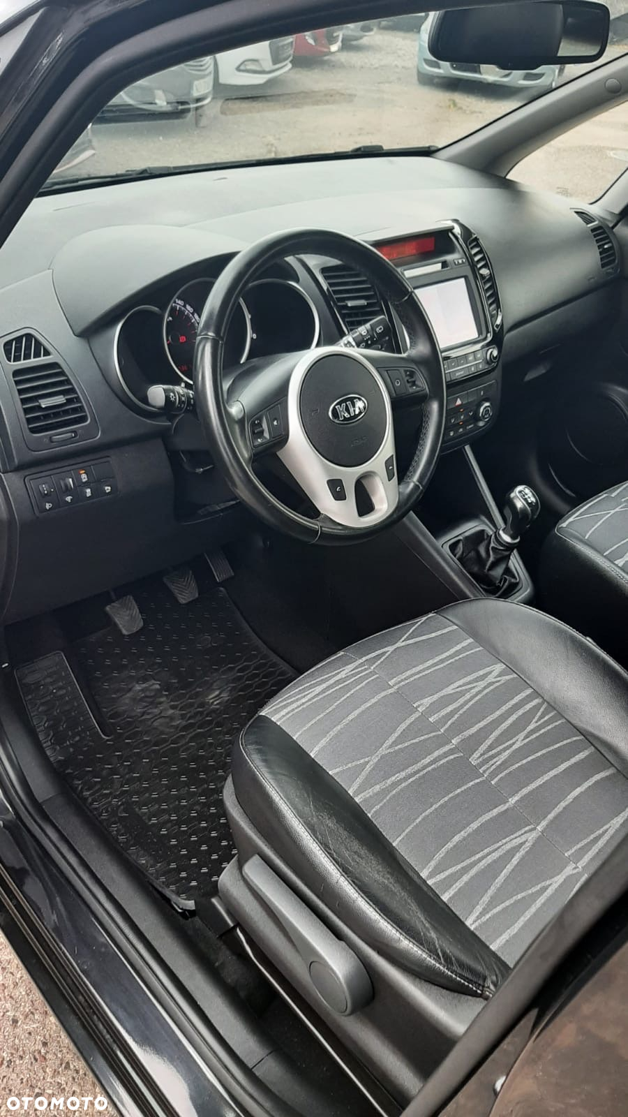 Kia Venga 1.4 CVVT ISG Spirit - 14