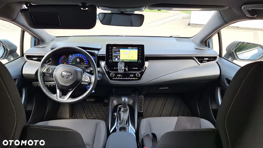 Toyota Corolla 1.8 Hybrid Comfort - 8