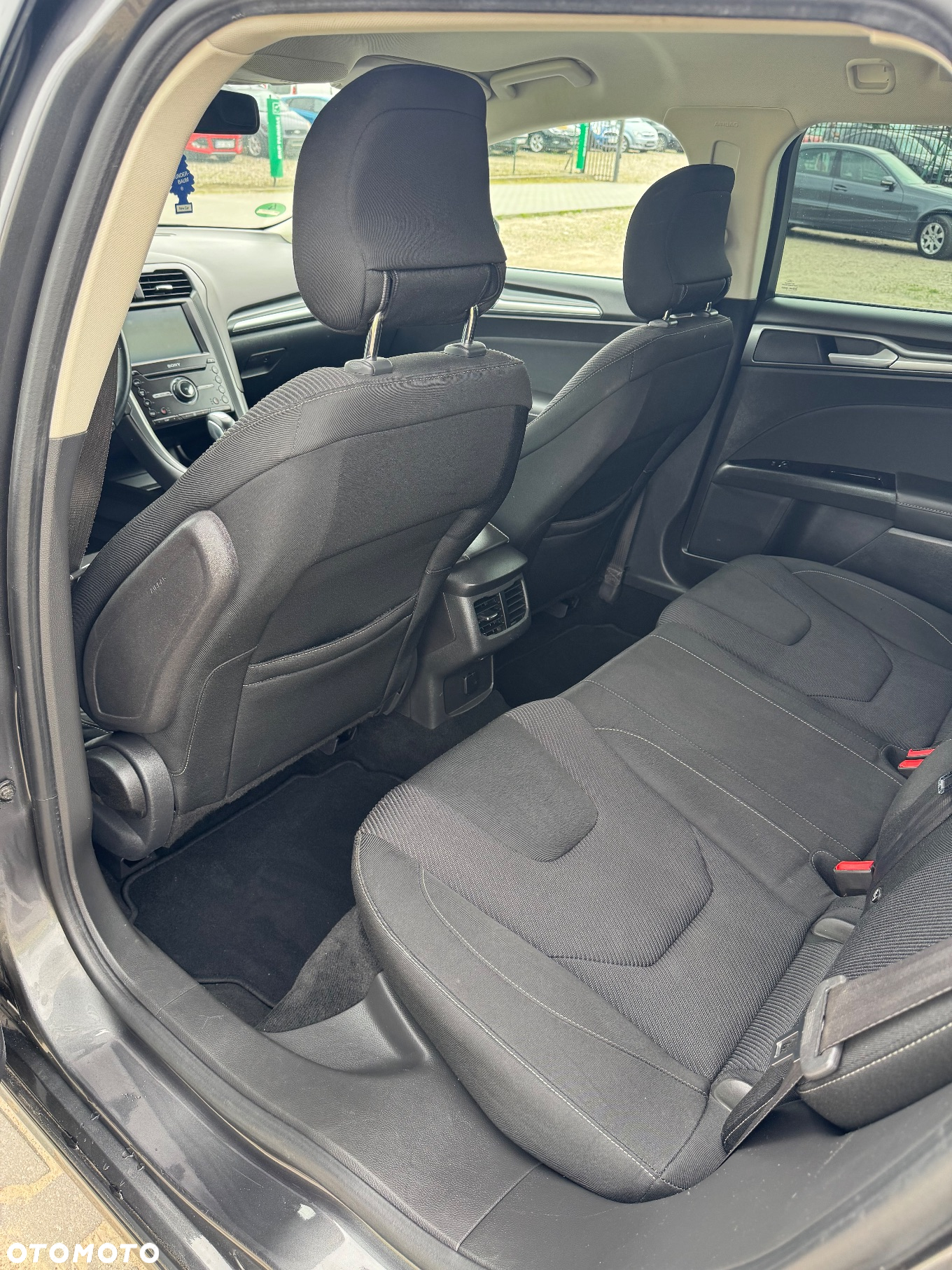Ford Mondeo - 10
