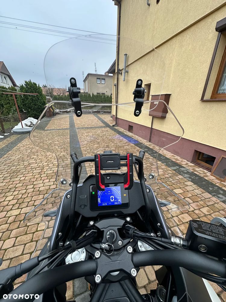 QJMOTOR SRT 550X - 13