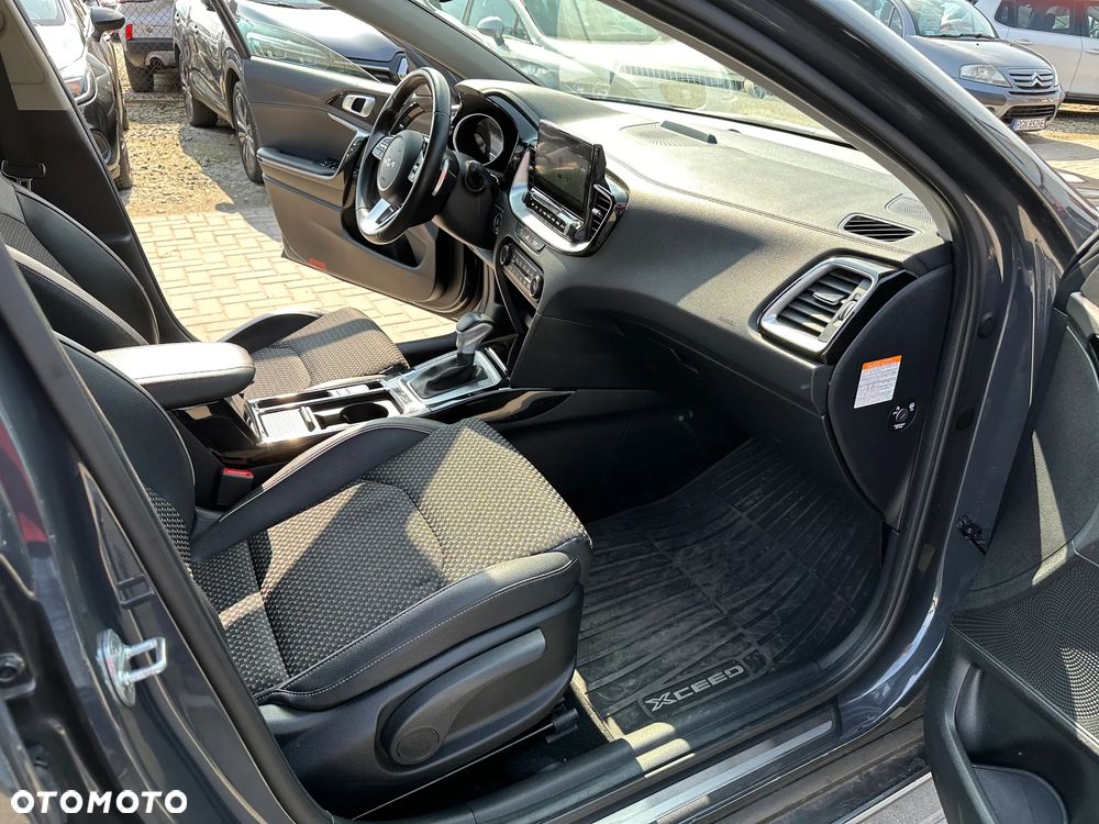 Kia XCeed - 22