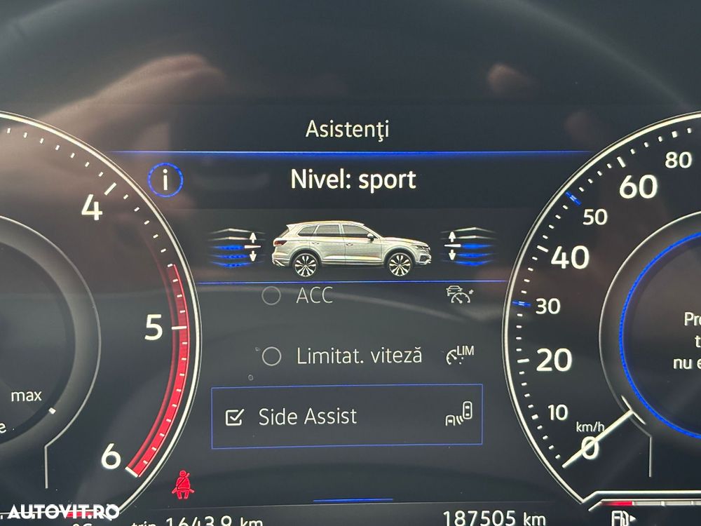 Volkswagen Touareg 3.0 V6 TDI 4Motion DPF Automatik Elegance - 17