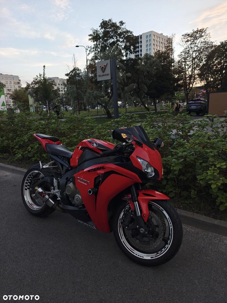 Honda CBR - 5