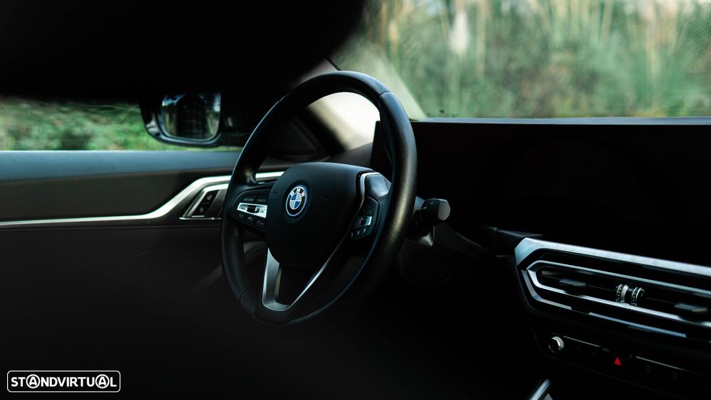 BMW i4 eDrive35 - 12