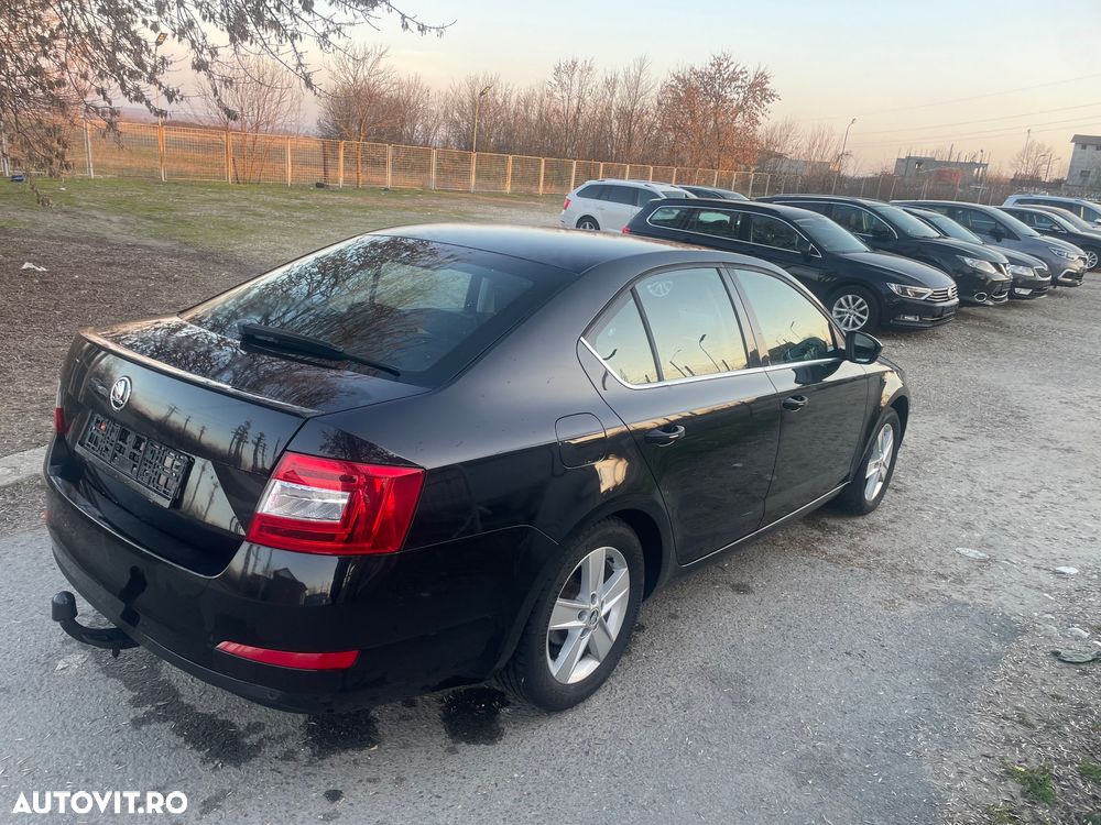 Skoda Octavia - 4