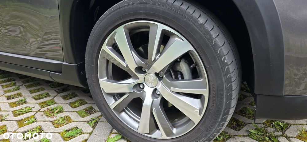 Peugeot 2008 - 16
