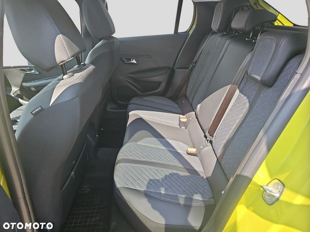 Peugeot 208 - 19